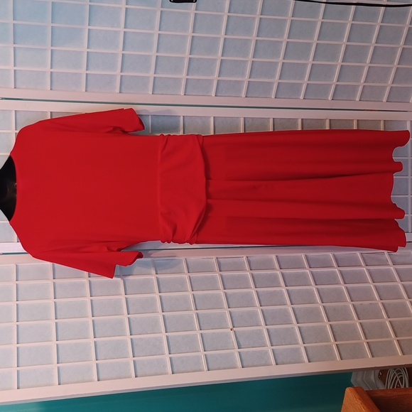 NEW! 16W Vicki Wayne Red Dress 5419 - Picture 4 of 7